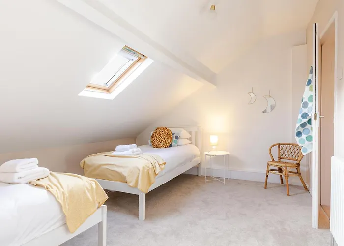 Nyaraló Rose - Hot Tub - Town Centre Location *